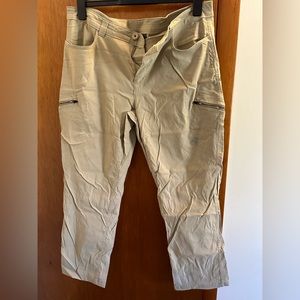 Eddie Bauer Guide Pro Pants. Size 16p.